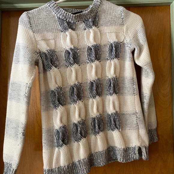 J. Crew Sweaters - J.Crew Cable Knit Sweater Size XXS